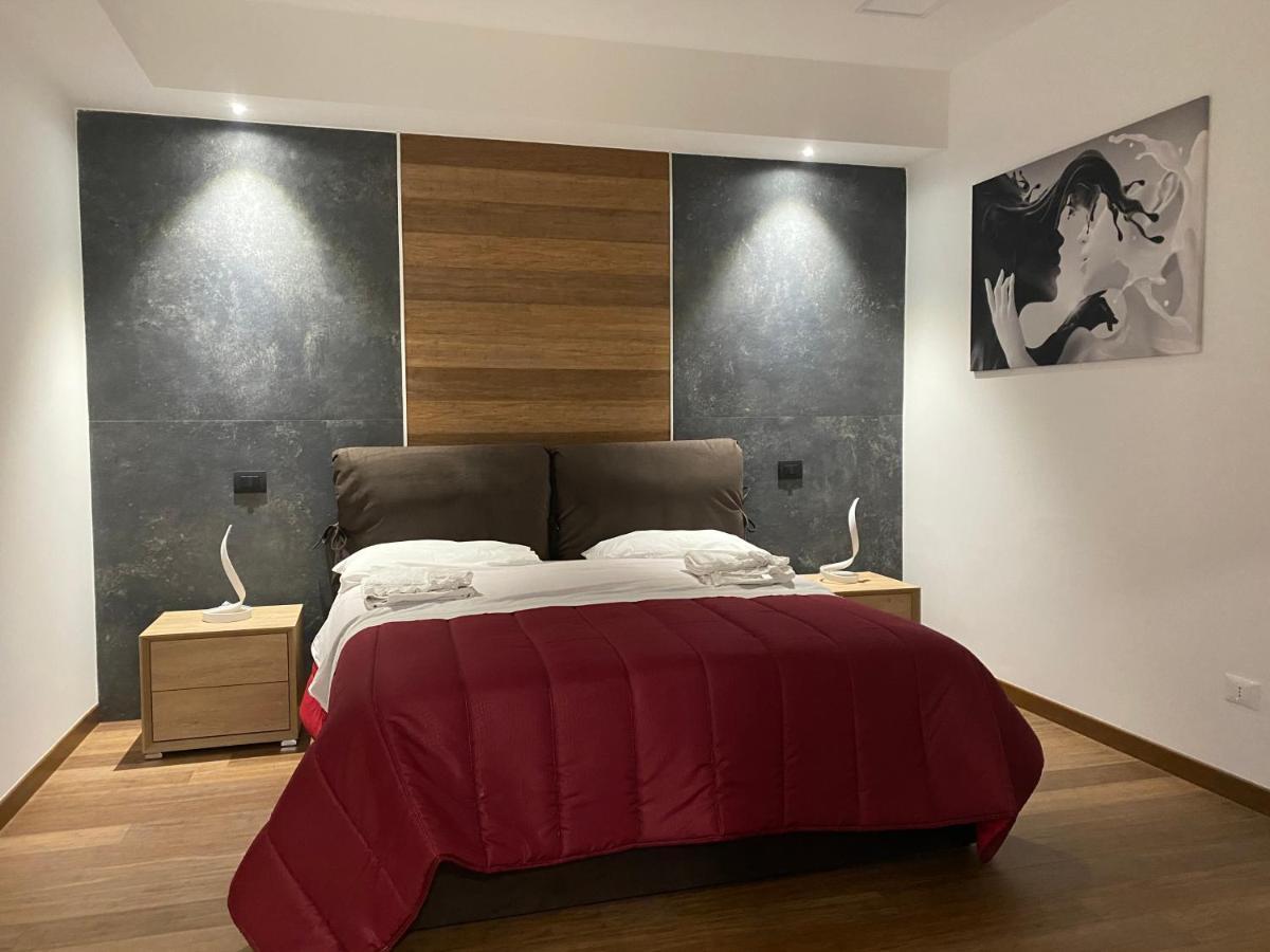 Appartement Eutuxia à Tarente Extérieur photo